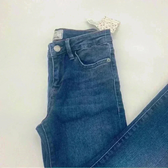 NWT Free People Women’s Raw Hem Cropped Jeans Blue Size 25 - Picture 4 of 12